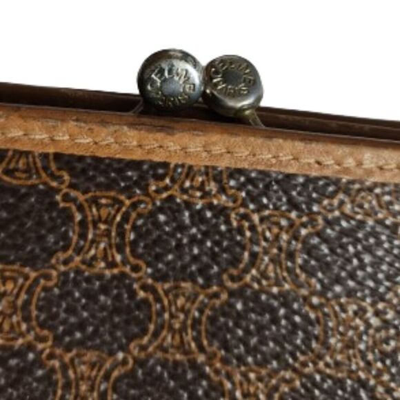 Celine Vintage Macadam Kiss Lock Compact Wallet - Picture 3 of 10